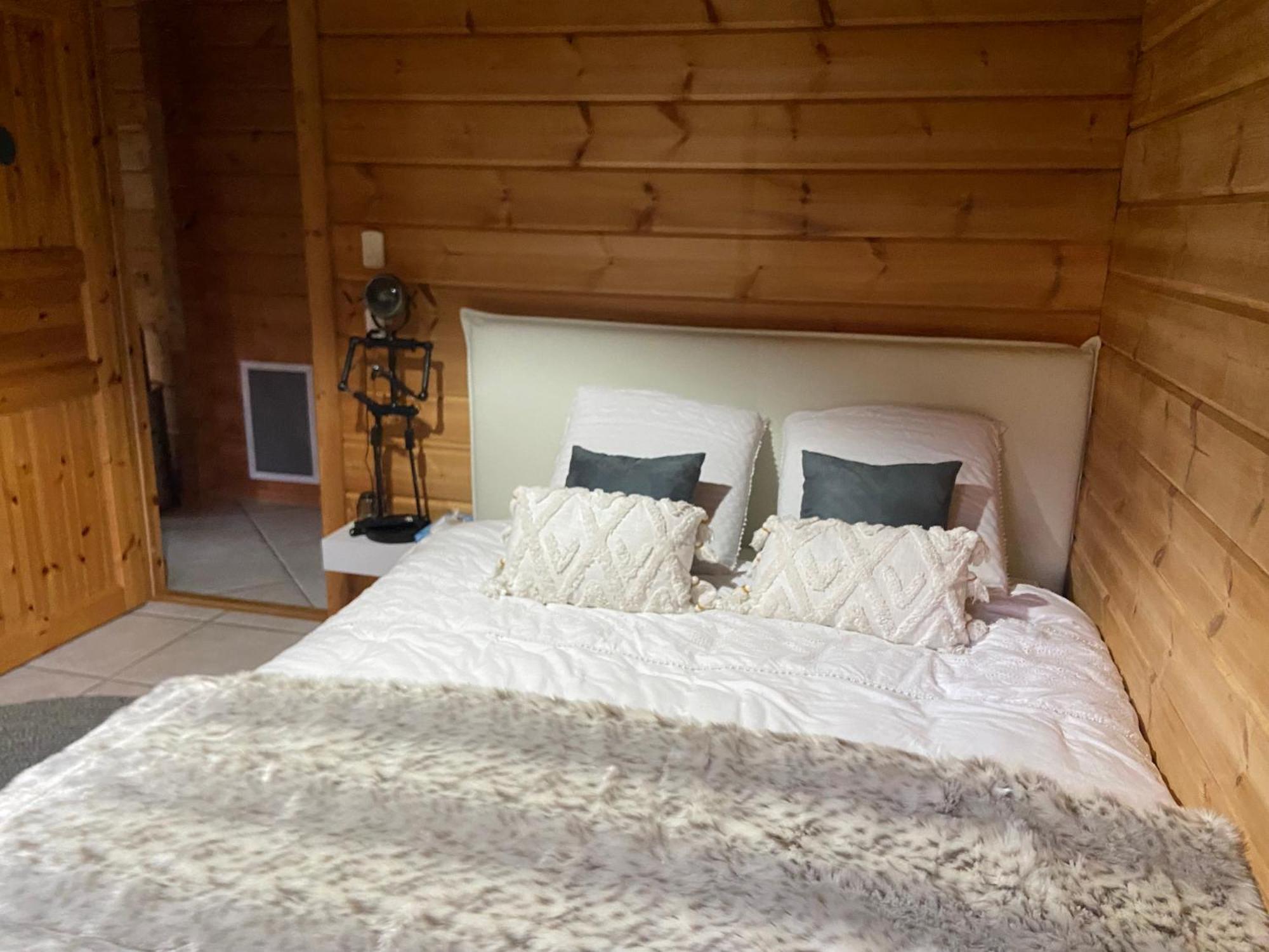 Les Savagnieres - Chambre Chez L Habitant Saint-Imier Extérieur photo